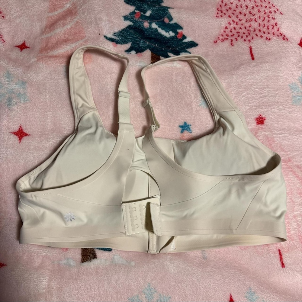 White Zip-Front Sports Bra - Picture 2 of 4